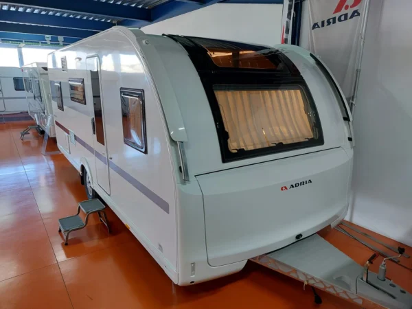 adria-adora-573-pt-2023-600x450-1.webp